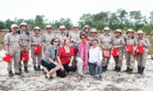 Women ambassadors visit Project Renew–NPA’s all-woman, clearance team